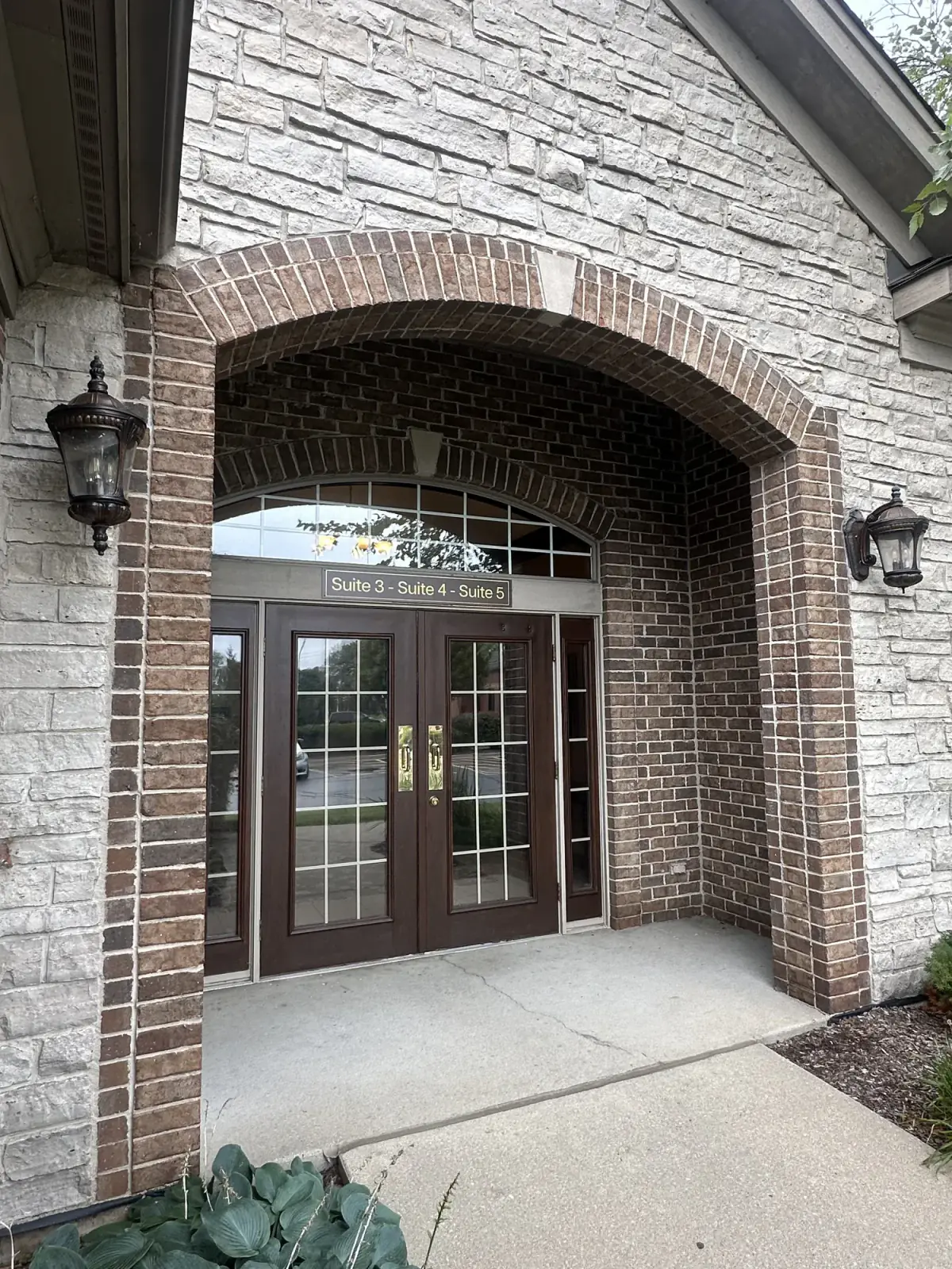 Building entrance to Suites 3, 4, and 5