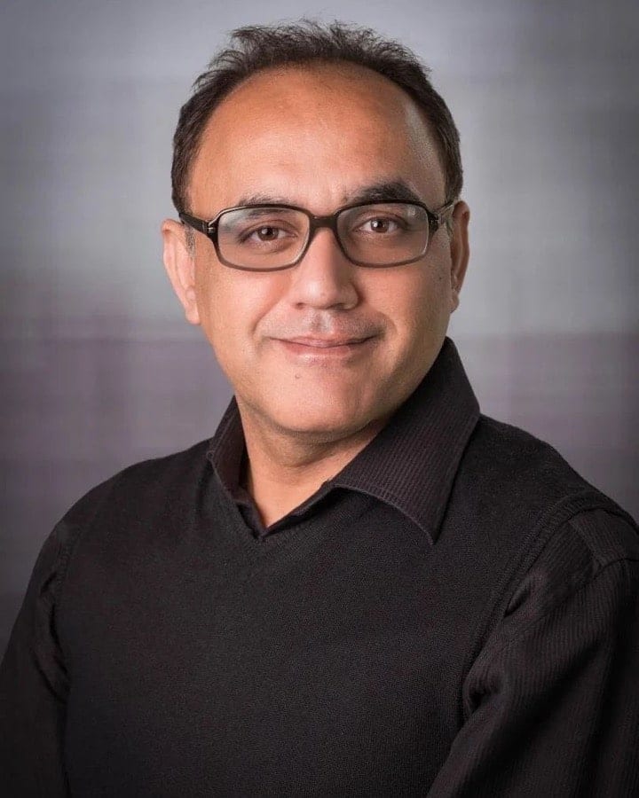 Portrait of Israr Abbasi, MD